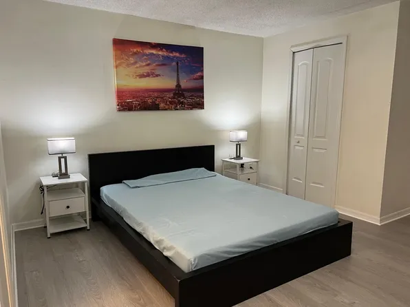 4212 Woodlark Dr, Tampa, FL 33624