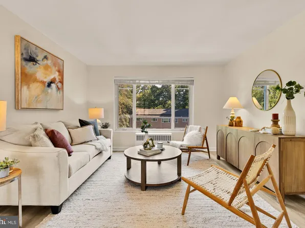 10419 Montrose Ave APT 302, Bethesda, MD 20814