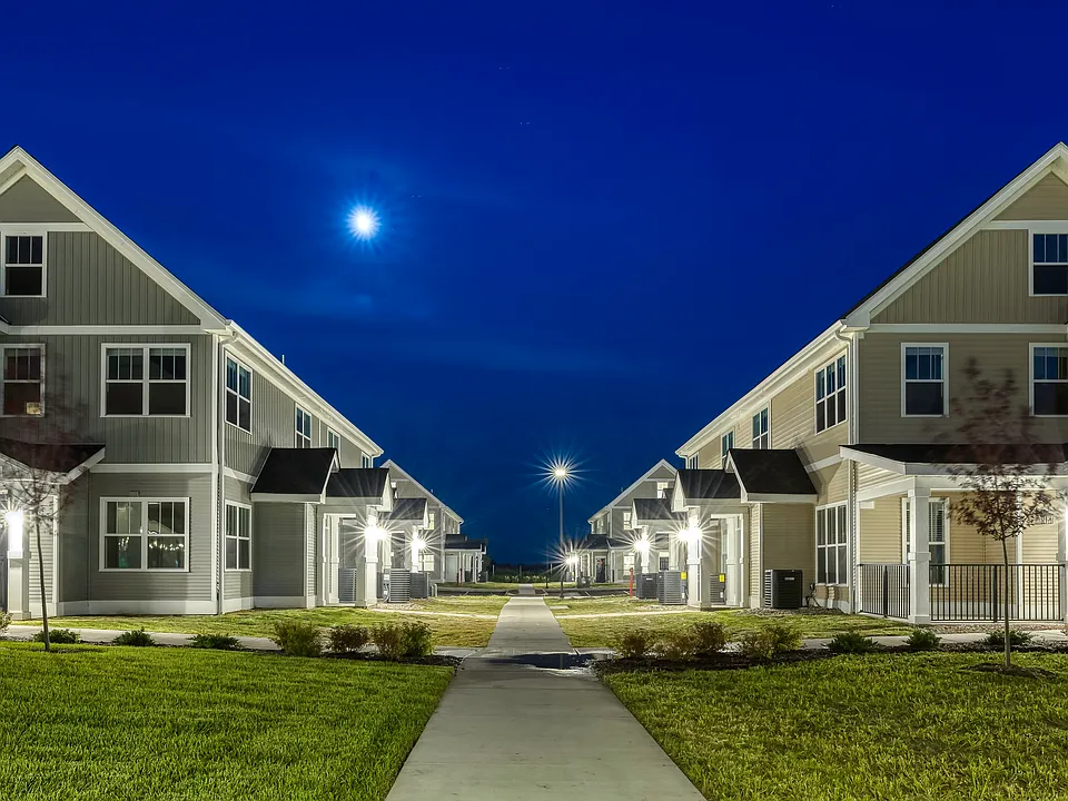 Hickory Cottages Apartment Homes
