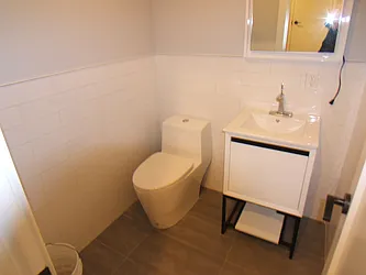 Rented by Joel Weisz, LREB