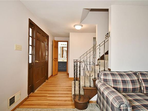 4th image of 1013 Dana Dr