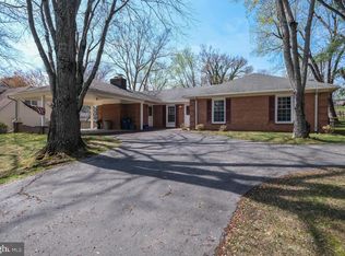 14212 Rippling Brook Dr, Silver Spring, MD 20906