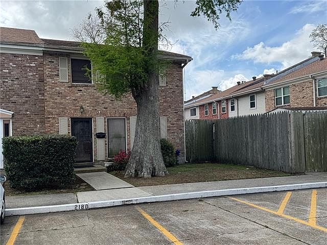 1st image of 218 Terry Pkwy