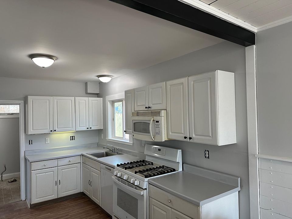 13 Pinehurst Dr, Wareham, MA 02571 Zillow