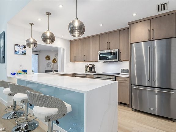 4th image of 5021 San Rocco Ct SW