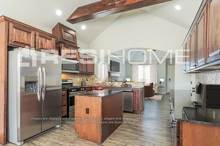 3 bed, 2.0 bath, 1561 sqft, $1,820 — Photo 3