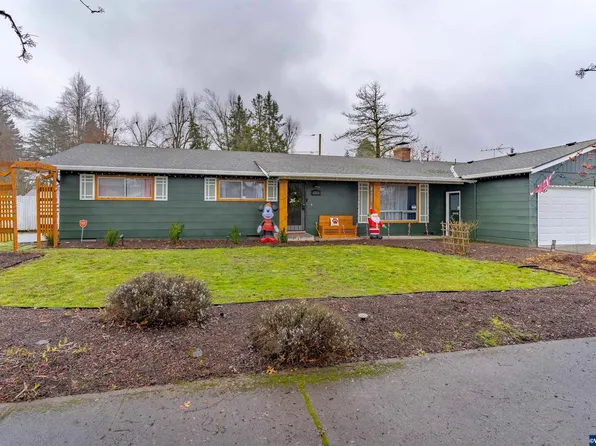 4262 Indigo St NE, Salem, OR 97305