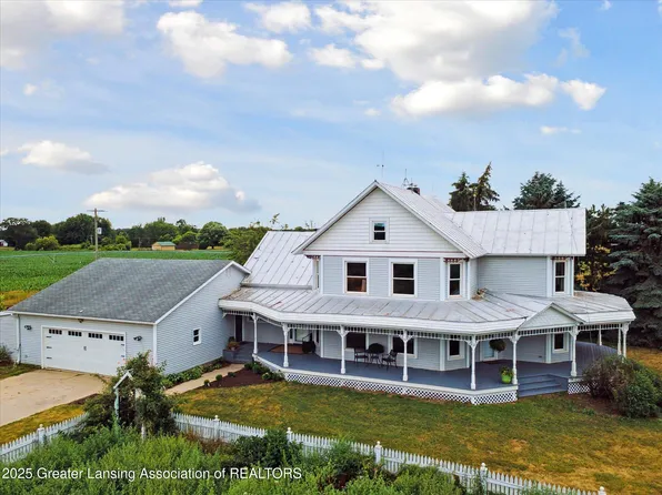 12468 22 Mile Rd NE, Trufant, MI 49347