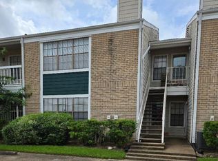 12660 Ashford Point Dr APT 613, Houston, TX 77082
