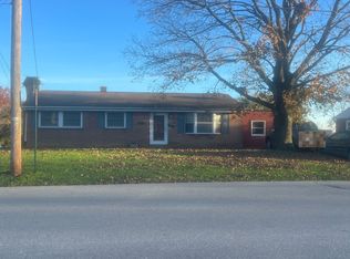 458 Maple St, Columbia, PA 17512