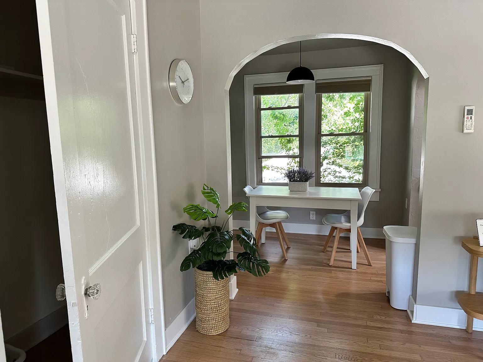 1805 N Gatewood Ave — Photo 2