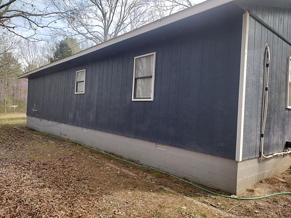 4th image of 813 Sawmill Rd