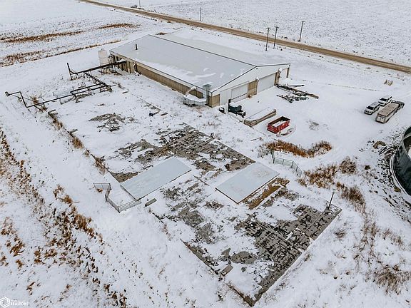 4th image of 13395 Bell Ave