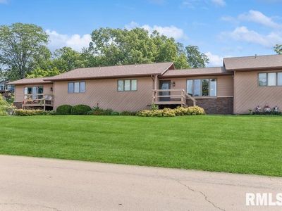 301 4th St, Fulton, IL, 61252