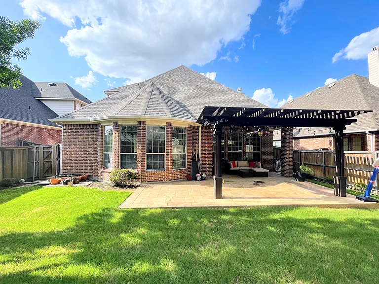 3103 Townsend Dr — Photo 37