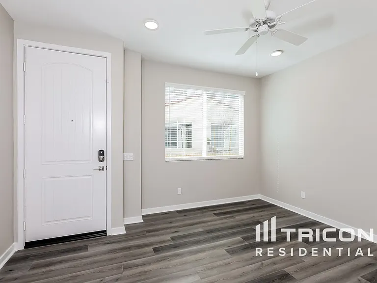 24802 Alita Way — Photo 38