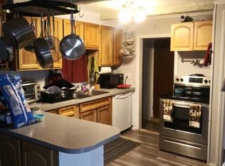 466 Union St #1, Rockland, MA 02370