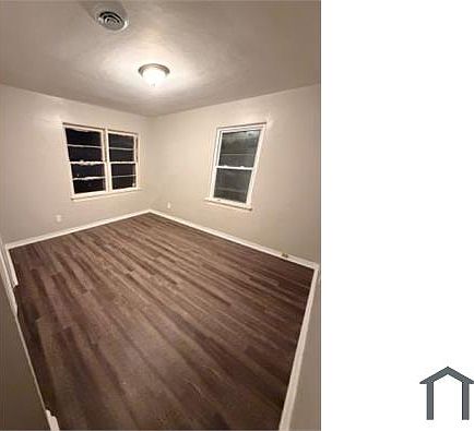 2nd image of 10061 Earl Dr