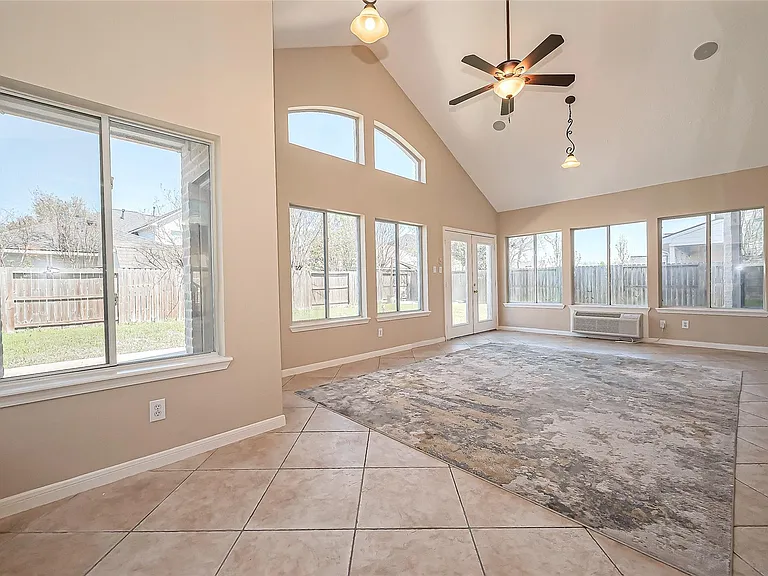 11315 Sailwing Creek Ct — Photo 37