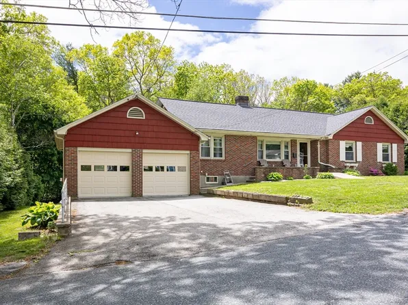 10 Delaney Ave, Dudley, MA 01571