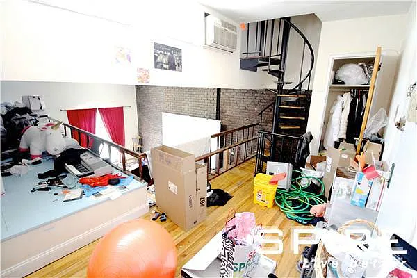 Rented by Spire Group | media 22