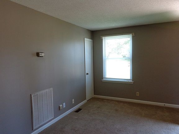 4th image of 358B Ryder Ave