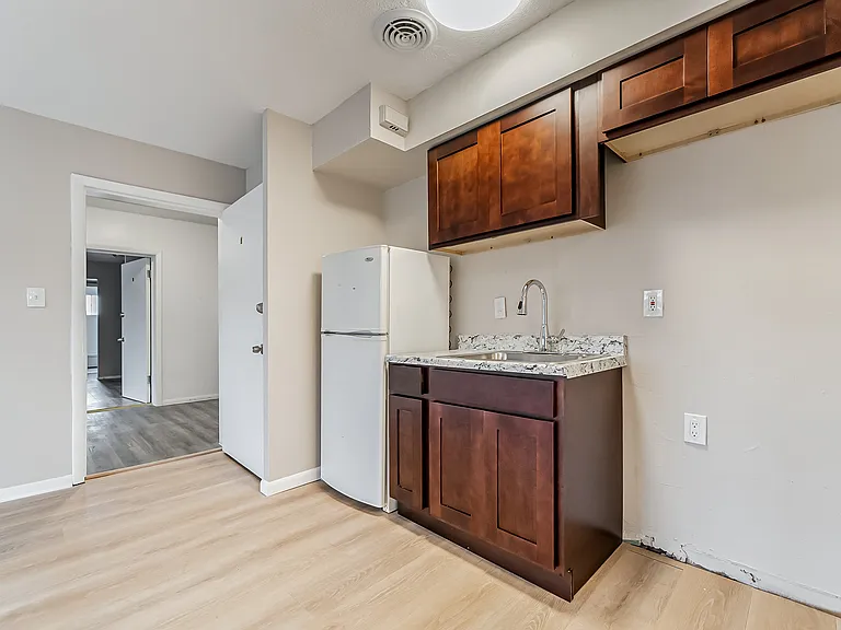 14918 Milverton Rd #2 — Photo 2