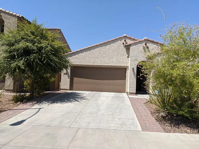 22084 N 98th Dr — Photo 3