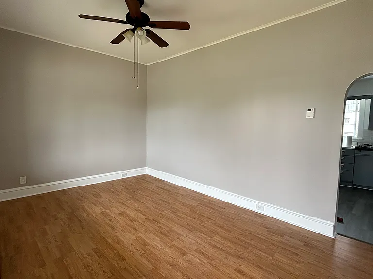 929 Stafford Ave #1 — Photo 2