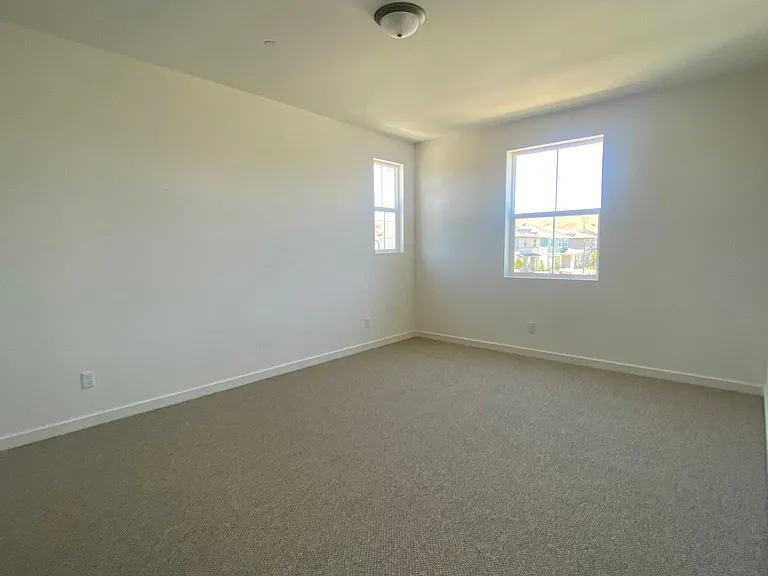 2408 Lake Club Dr — Photo 12
