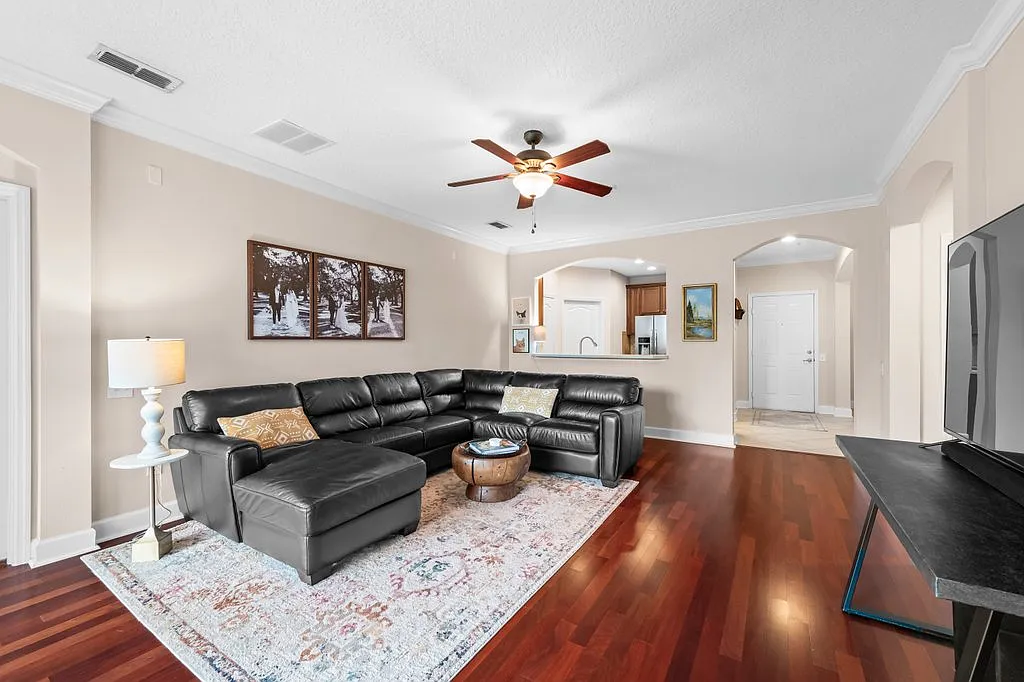 2 bed, 1509 sqft, $1,950 — Photo 1