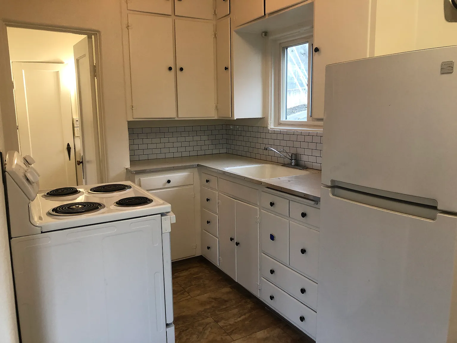 1 bed, 480 sqft, $800 — Photo 3