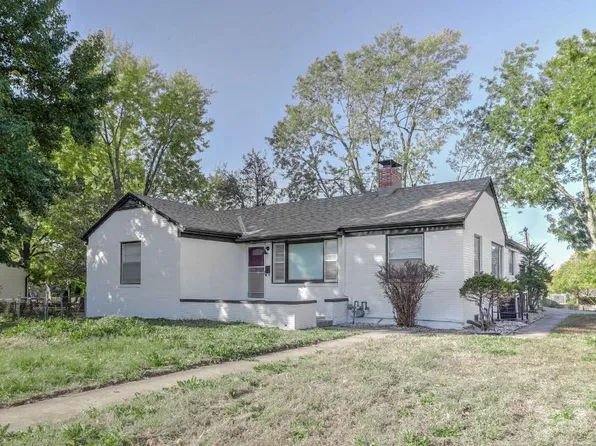 6300 Farley Ave, Raytown, MO 64133