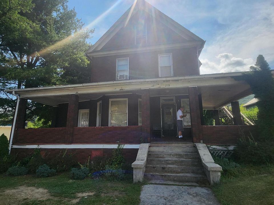 219 E Ridgeway St, Clifton VA 24422 Zillow