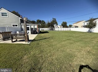 4 Silver Cir, Pasadena, MD 21122