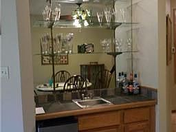 SIDE BAR WITH ICE MAKER