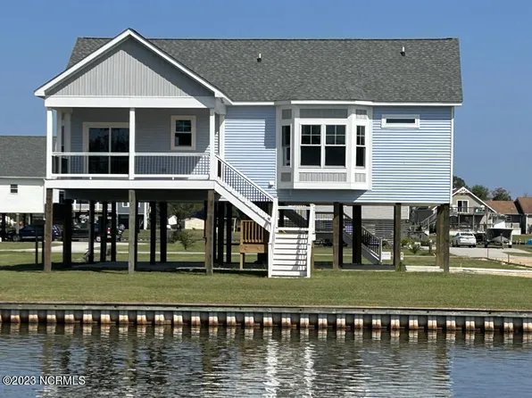 311 Goose Landing Road, Chocowinity, NC 27817