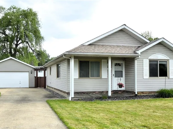 1184 Orchard Ave, Aurora, OH 44202