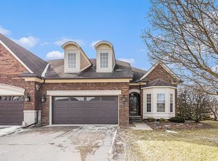 21114 Lilac Ln, Clinton Township, MI