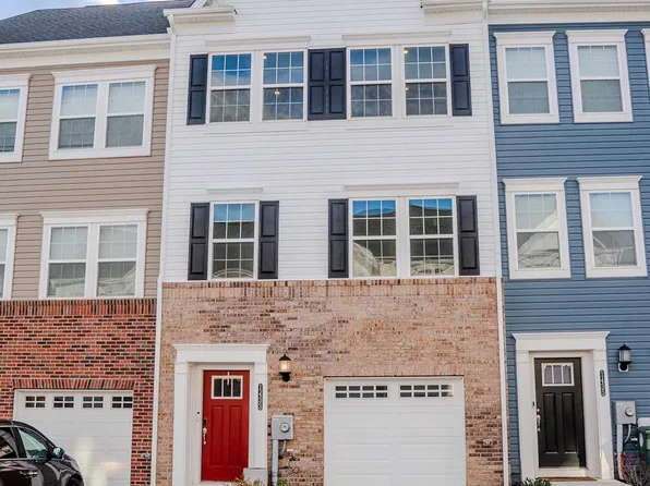 1433 Clingmans Dome Dr, Frederick, MD 21702