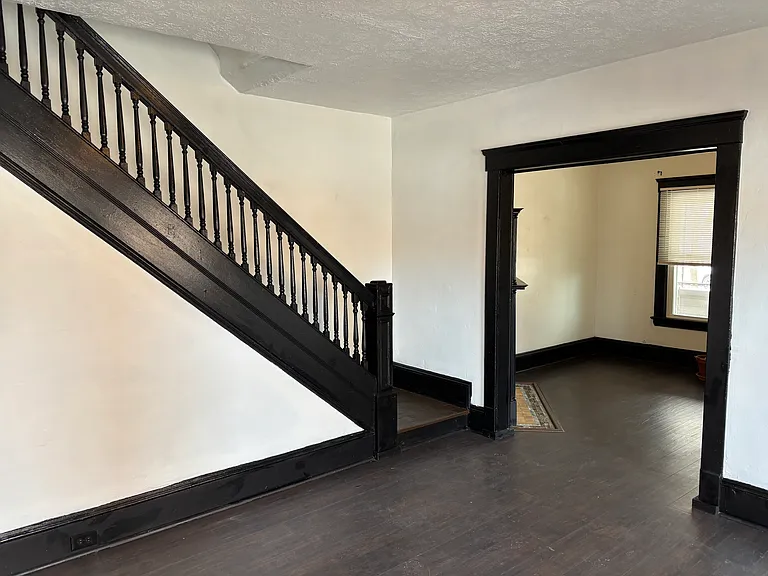 2225 W 11th St #2225 — Photo 3