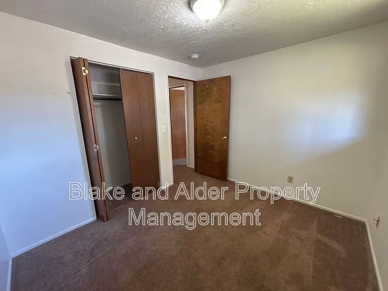 17794 Webster Rd — Photo 10
