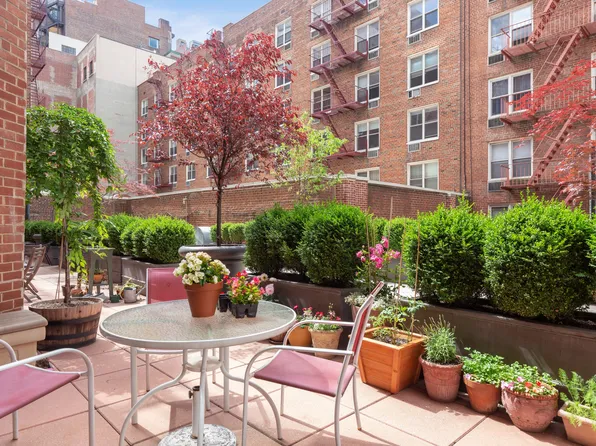 25 West 13th Street image 1 of 5