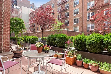 25 West 13th Street