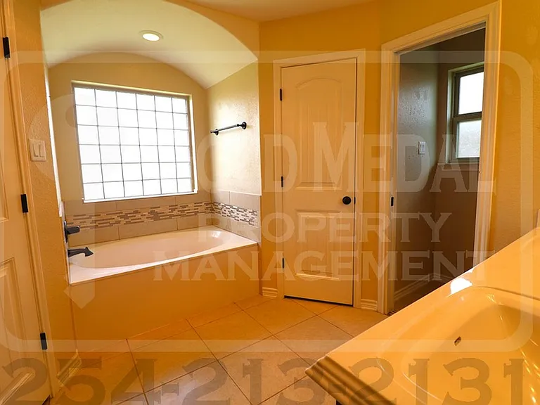 6009 Cordillera Dr — Photo 15