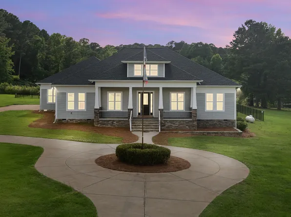 2493 State Highway 242 N, Benson, NC 27504