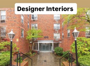 195 S Middle Neck Rd APT 2H, Great Neck, NY 11021