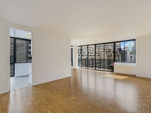 2nd image of 255 E 49th St #D18