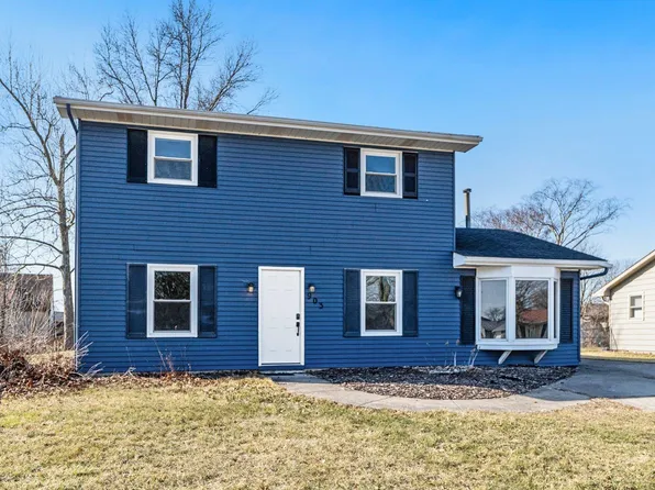 903 Pinetree Dr, Fort Wayne, IN 46819