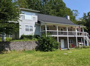 5345 Tusquittee Rd, Hayesville, NC 28904